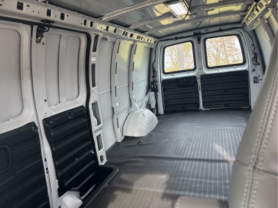 2025 Chevrolet Express Cargo 2500 WT