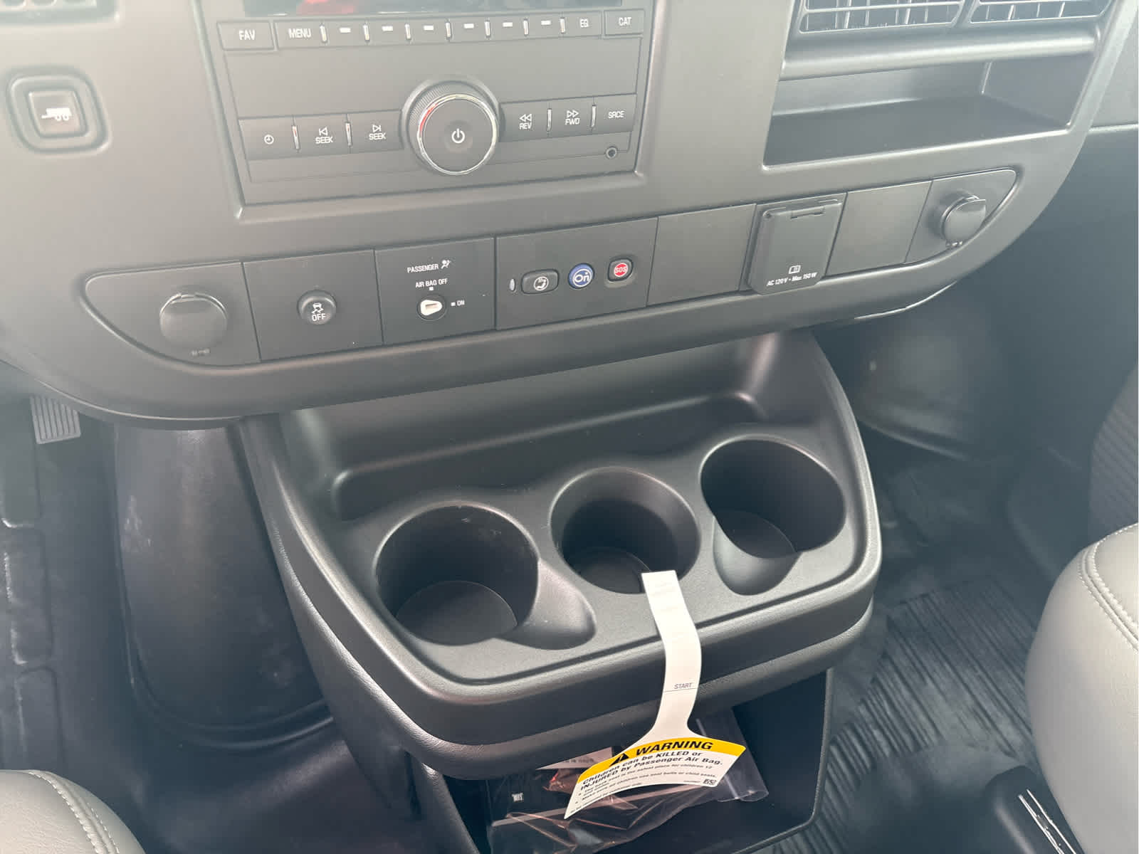 2025 Chevrolet Express Cargo 2500 WT