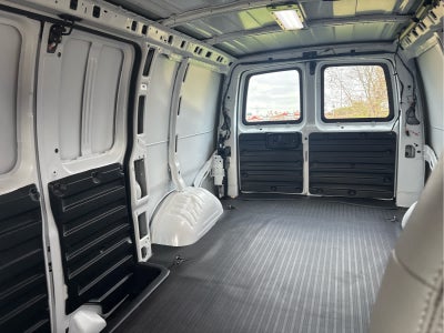 2025 Chevrolet Express Cargo 2500 WT
