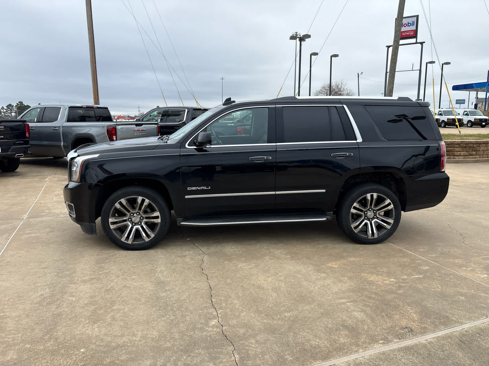 2017 GMC Yukon Denali