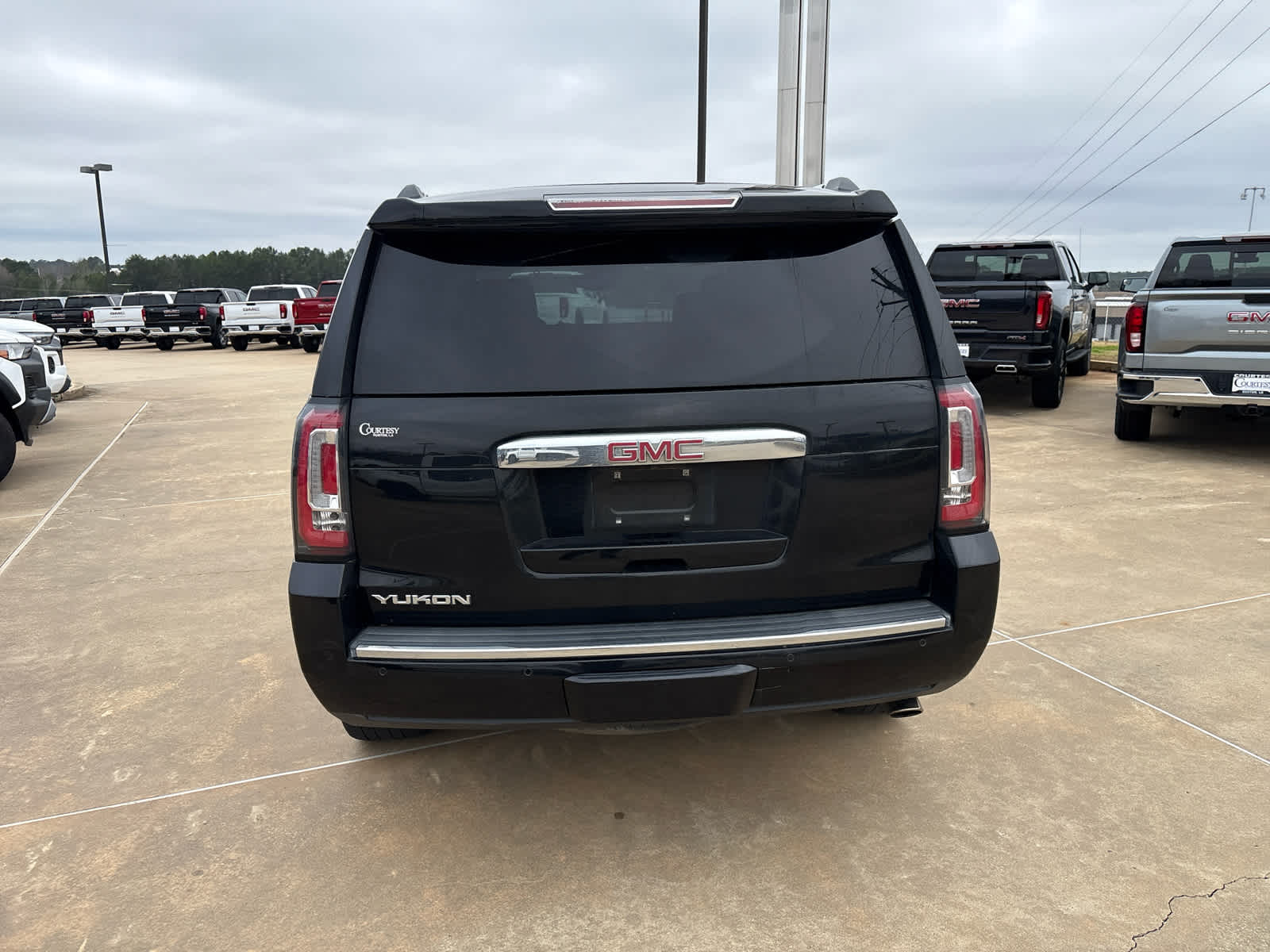 2017 GMC Yukon Denali