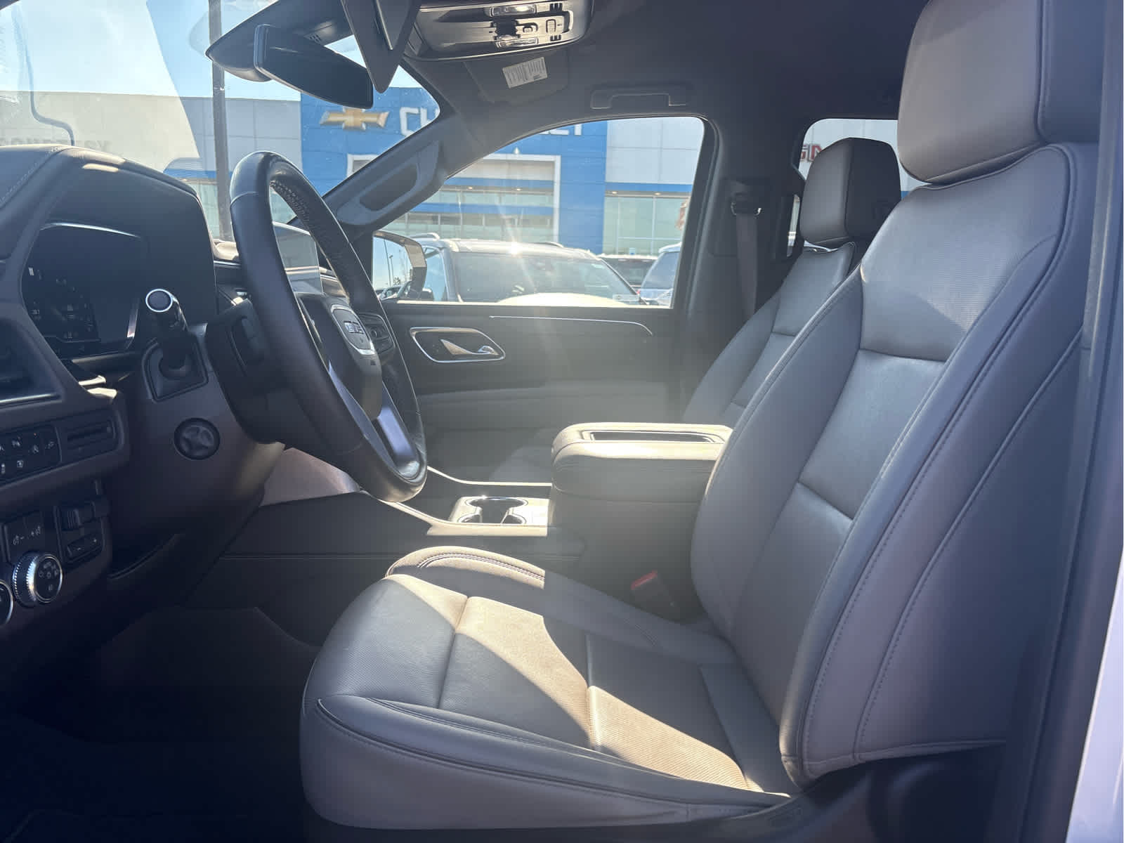 2022 GMC Yukon XL SLT