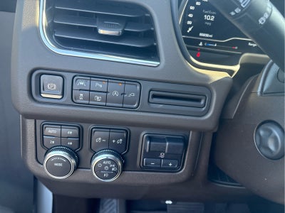 2022 GMC Yukon XL SLT