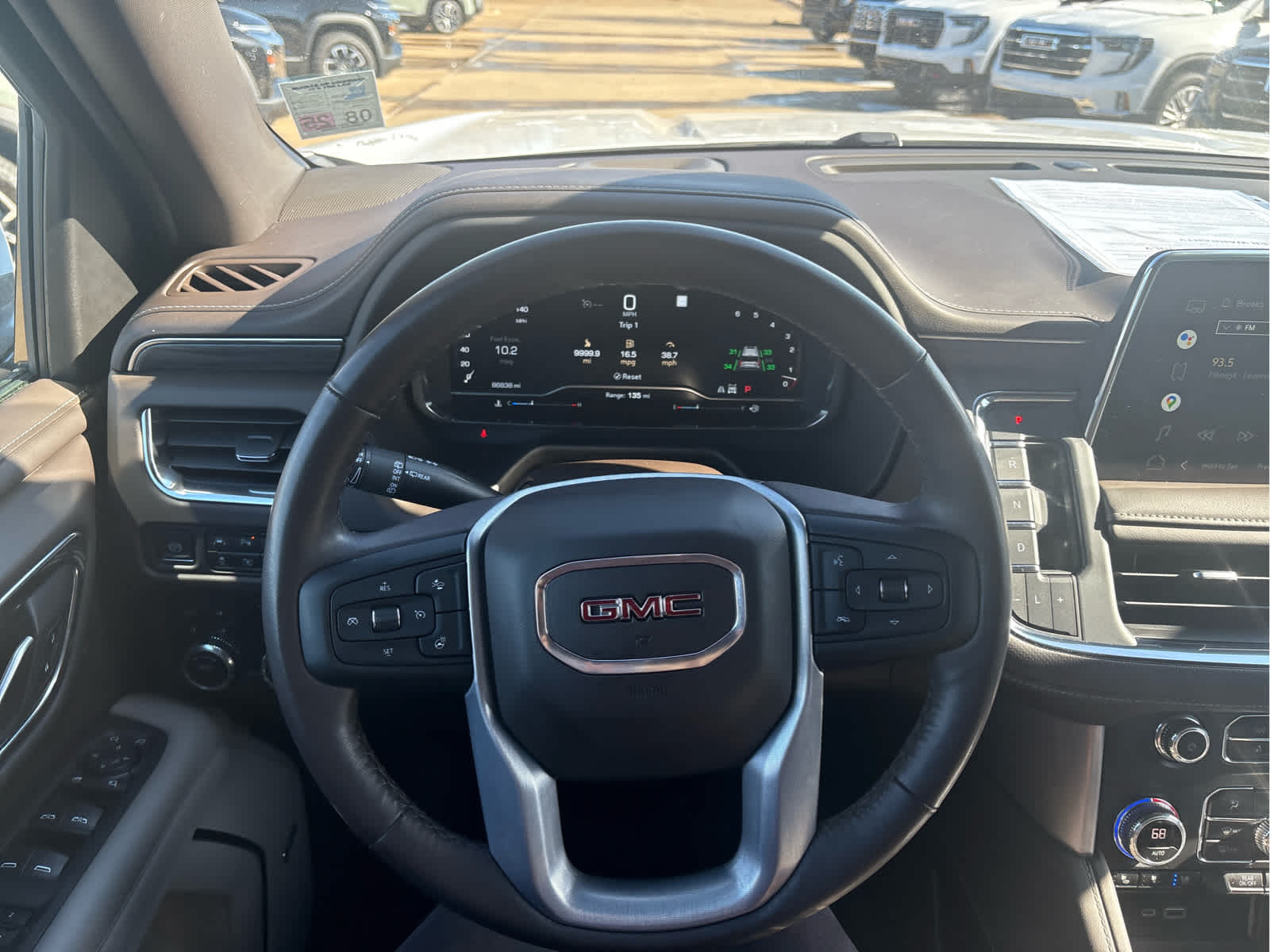 2022 GMC Yukon XL SLT