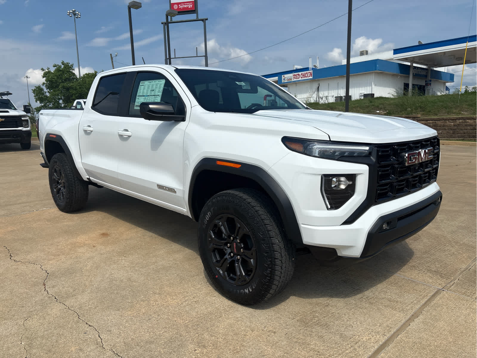 2025 GMC Canyon Elevation