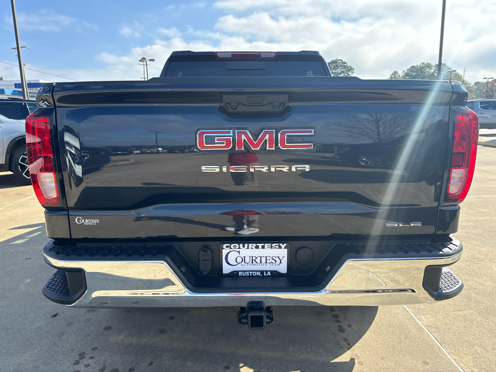 2026 GMC Sierra 1500 SLE