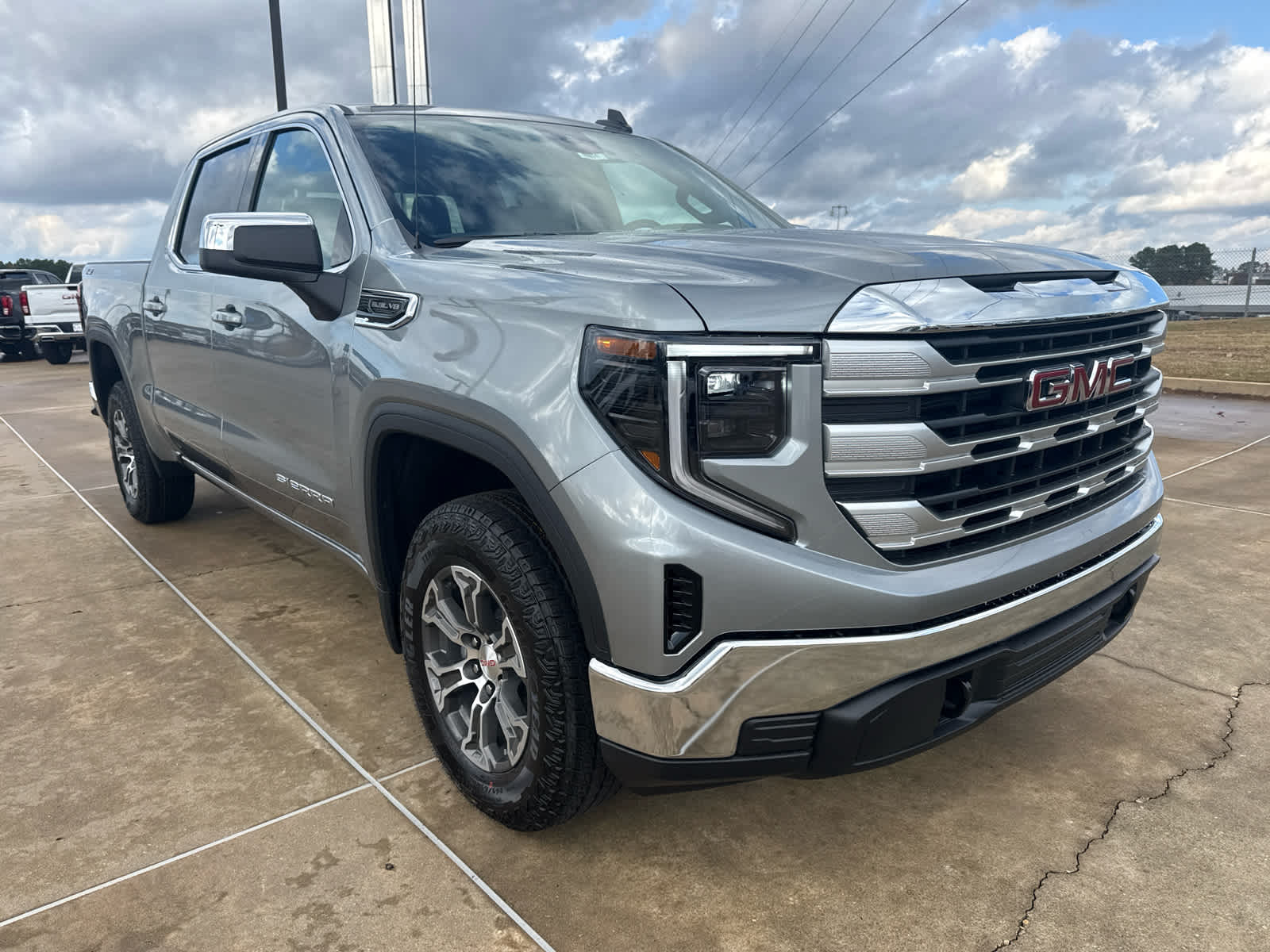 2026 GMC Sierra 1500 SLE
