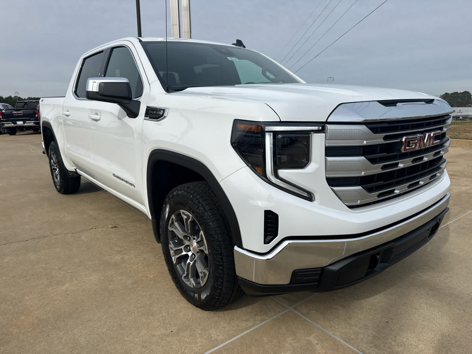 2026 GMC Sierra 1500 SLE