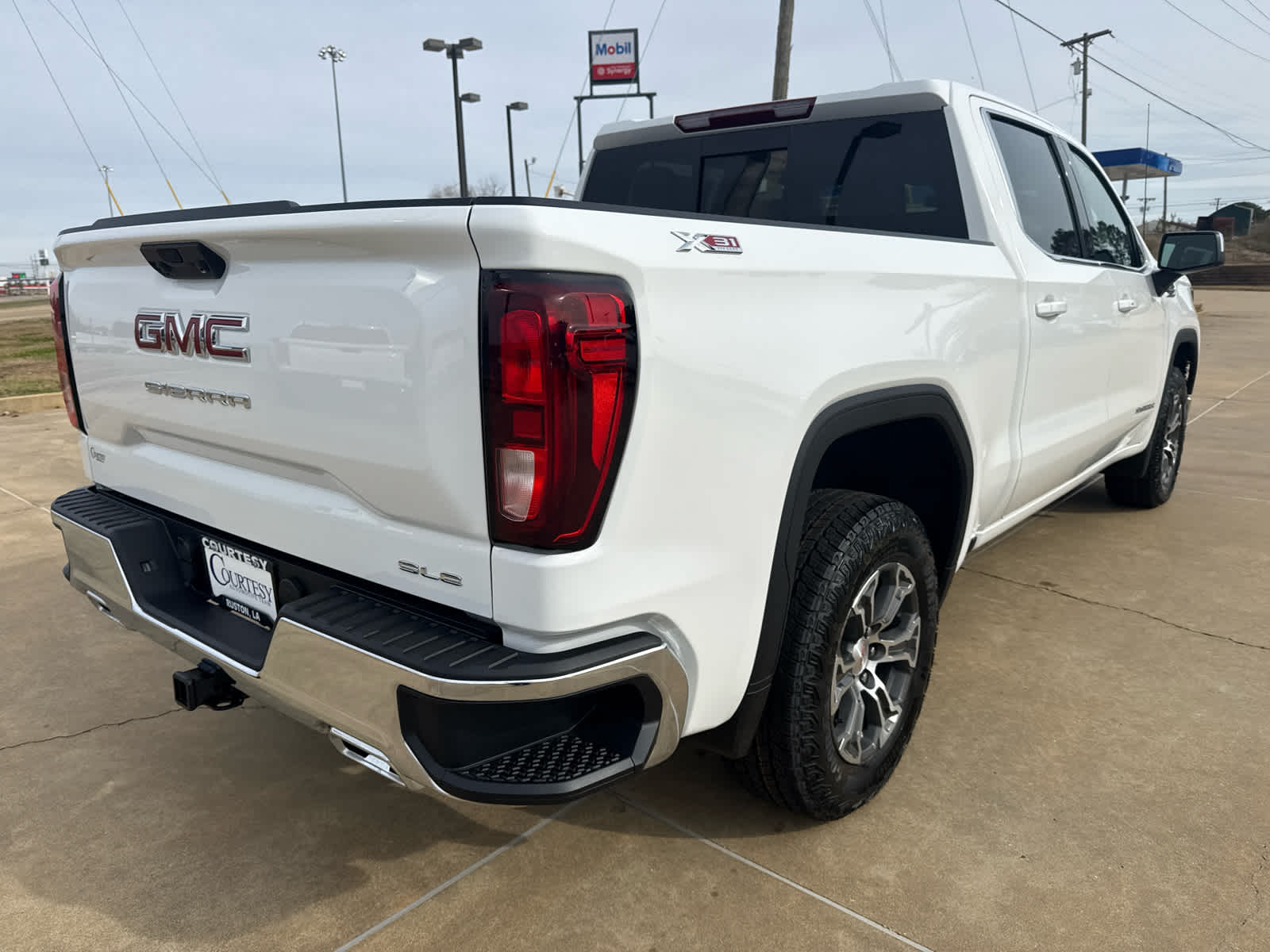 2026 GMC Sierra 1500 SLE