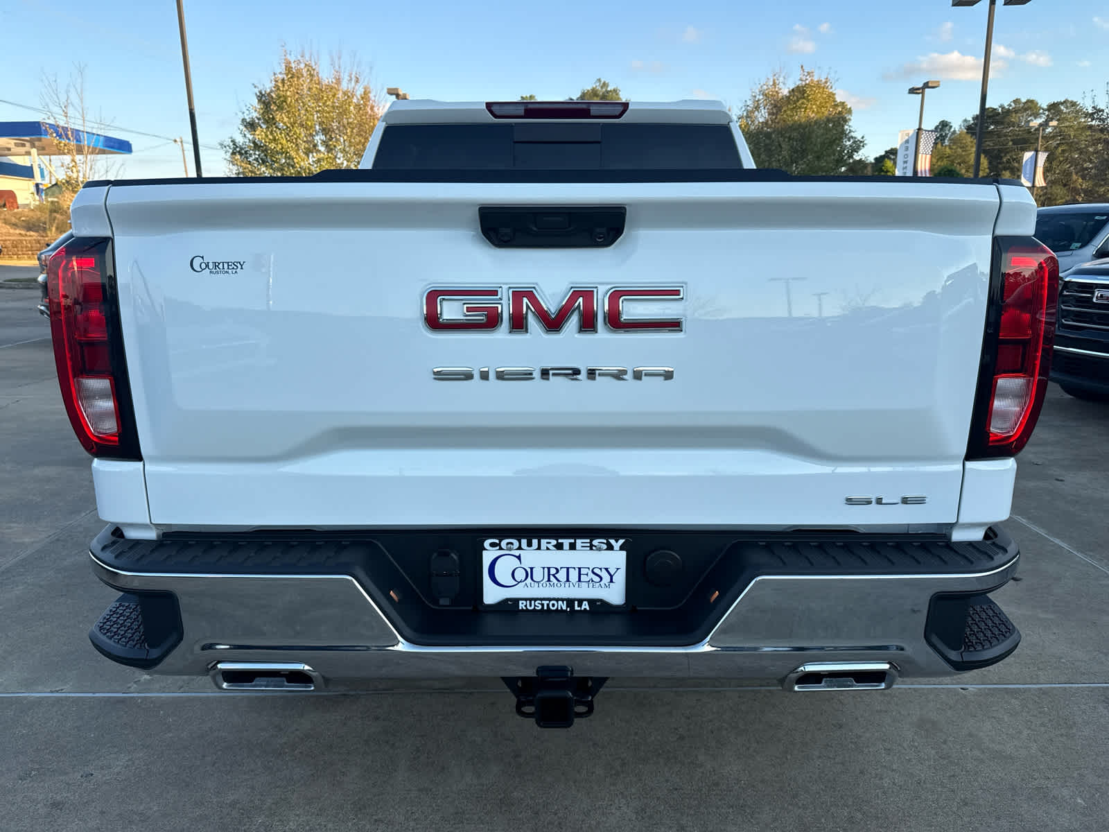 2026 GMC Sierra 1500 SLE