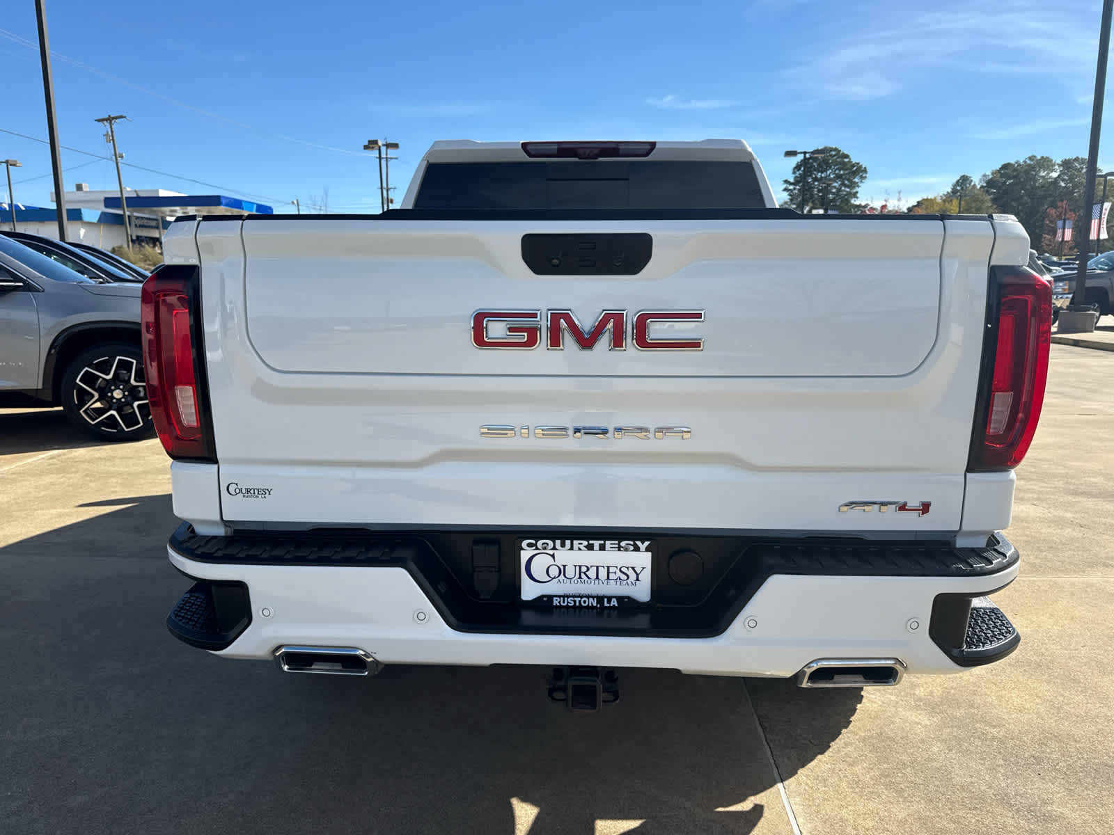 2023 GMC Sierra 1500 AT4