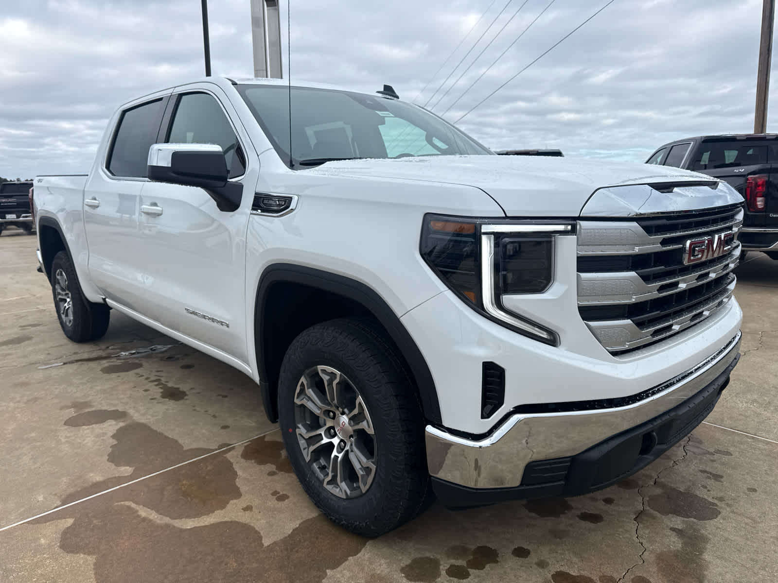 2026 GMC Sierra 1500 SLE