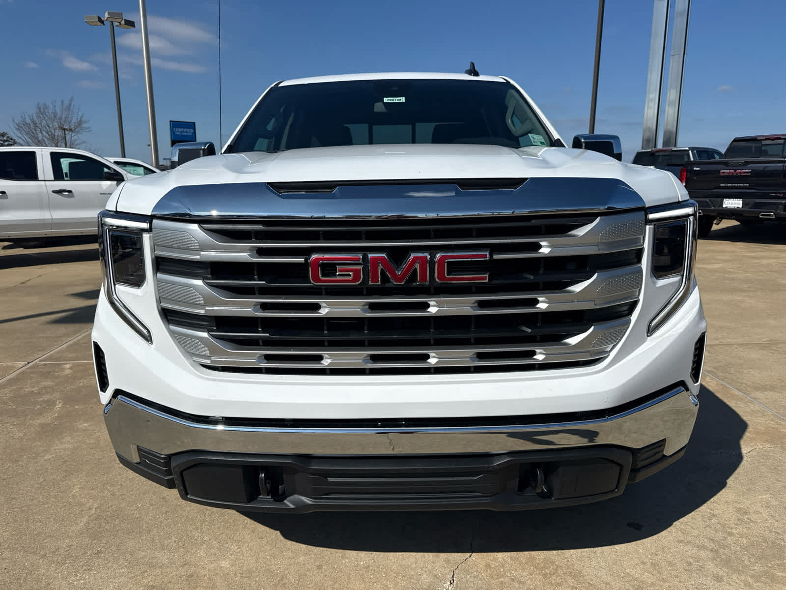 2026 GMC Sierra 1500 SLE