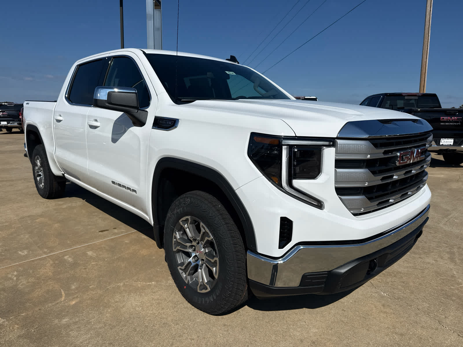 2026 GMC Sierra 1500 SLE