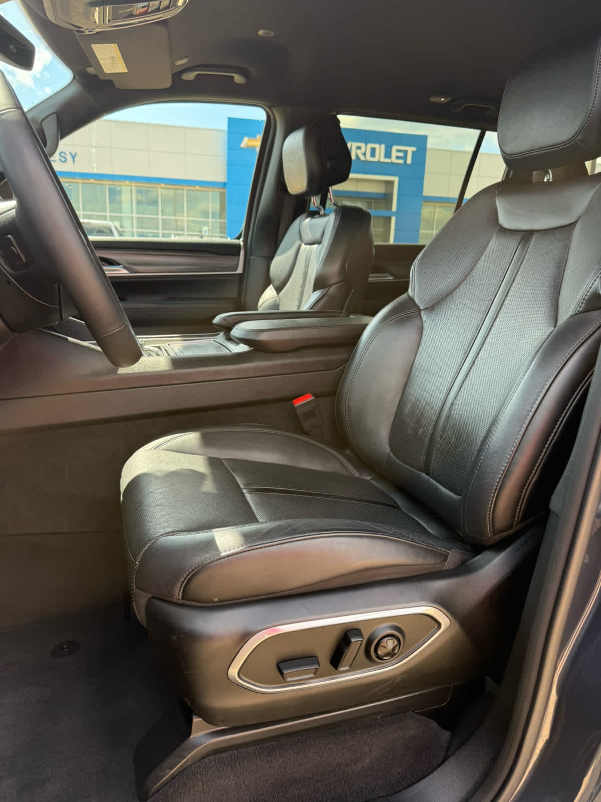 2024 Jeep Wagoneer Series II