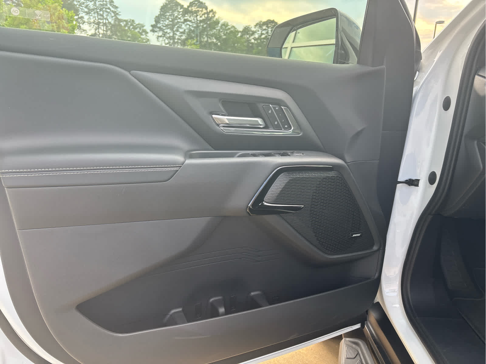 2025 Chevrolet Silverado EV LT - Extended Range