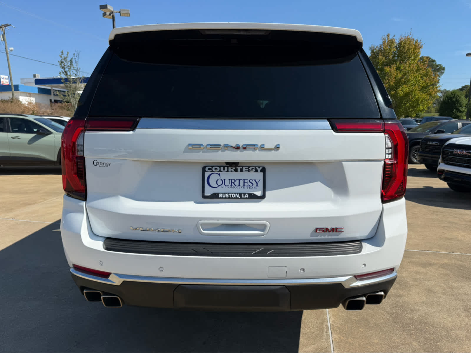 2025 GMC Yukon XL Denali