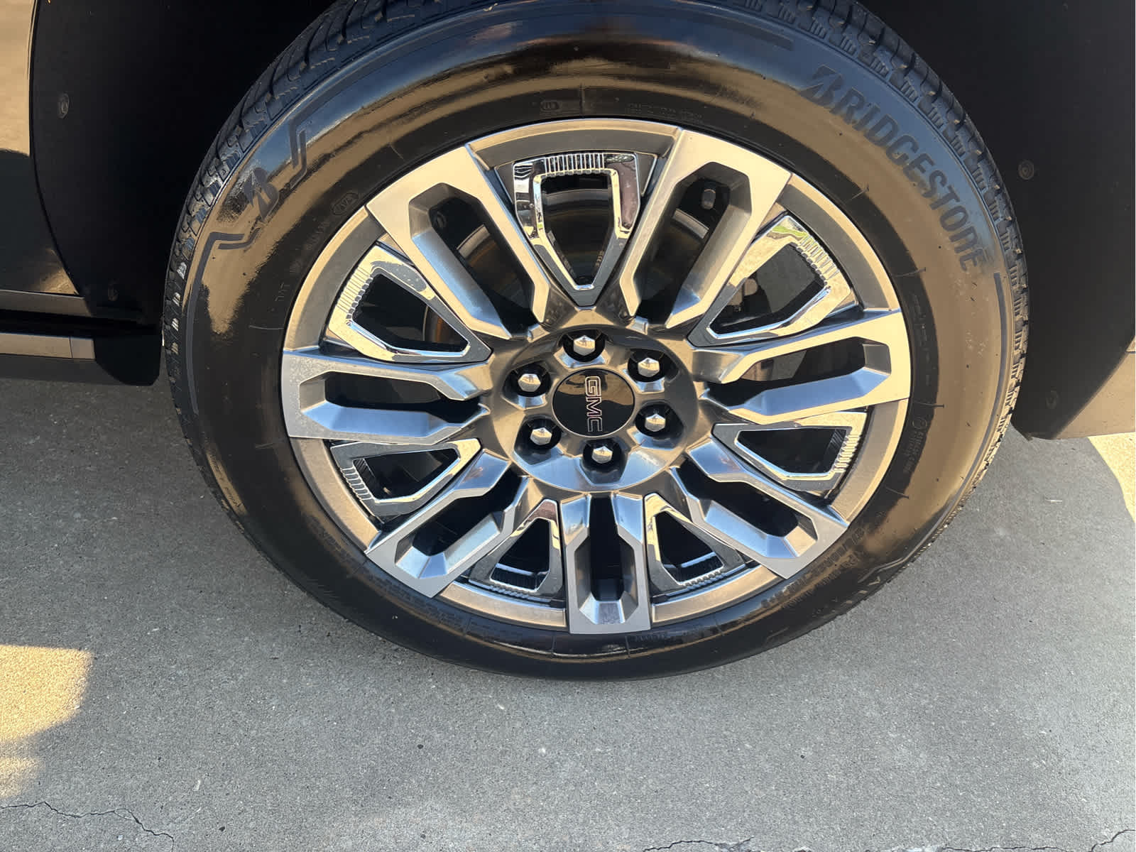 2023 GMC Yukon XL Denali Ultimate