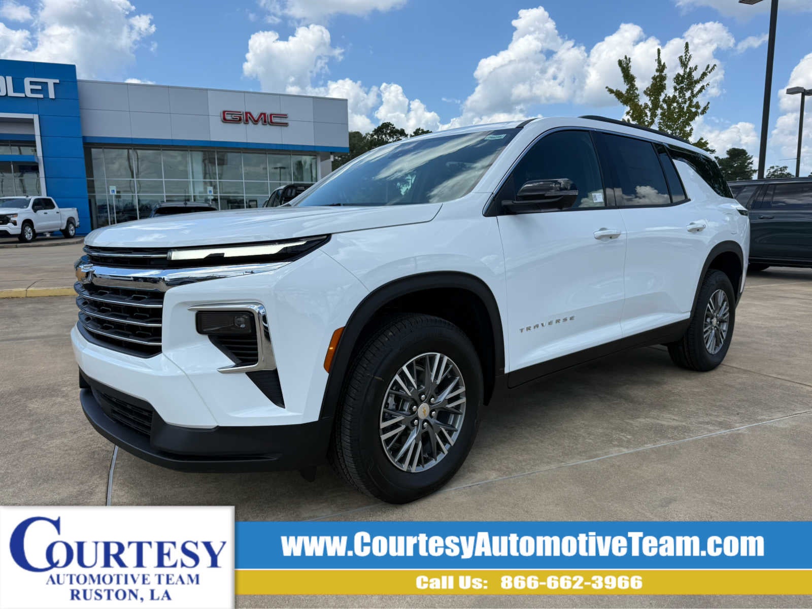 2026 Chevrolet Traverse LT