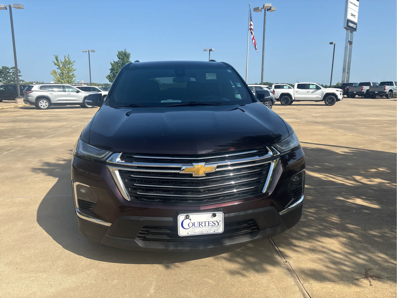 2023 Chevrolet Traverse LT Leather