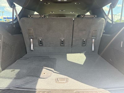 2023 Chevrolet Suburban LS