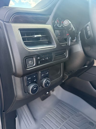 2023 Chevrolet Suburban LS