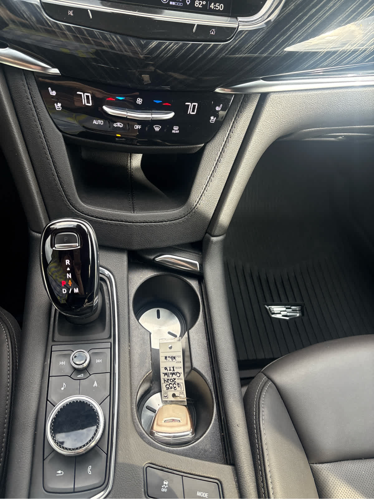 2024 Cadillac XT6 Premium Luxury - Photo 17