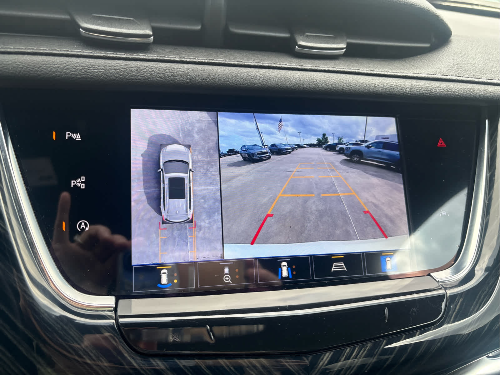 2024 Cadillac XT6 Premium Luxury - Photo 18