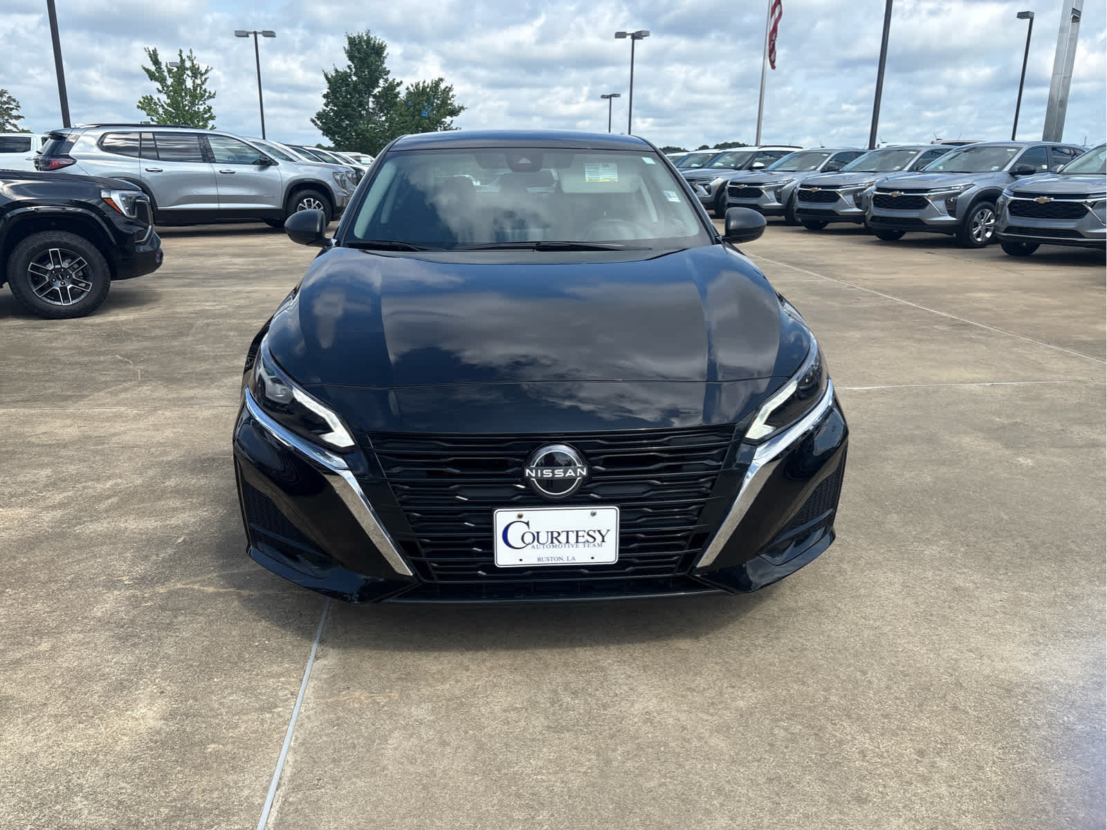 2025 Nissan Altima SV