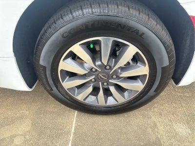 2024 Chrysler Pacifica Hybrid Select