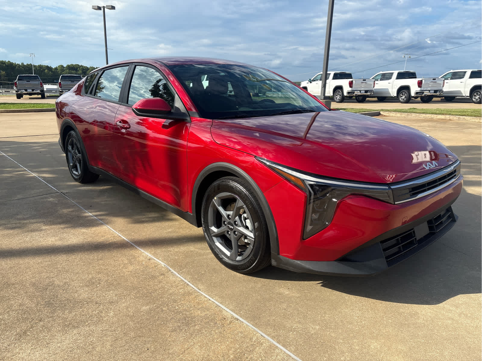 2025 Kia K4 LXS