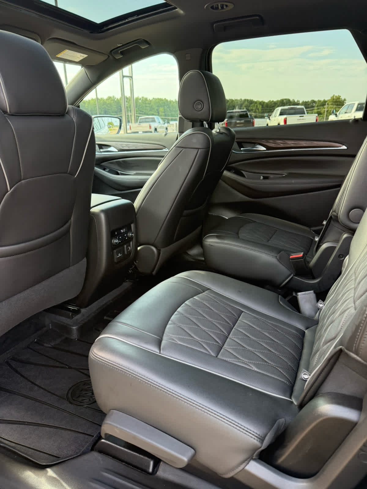 2022 Buick Enclave Avenir