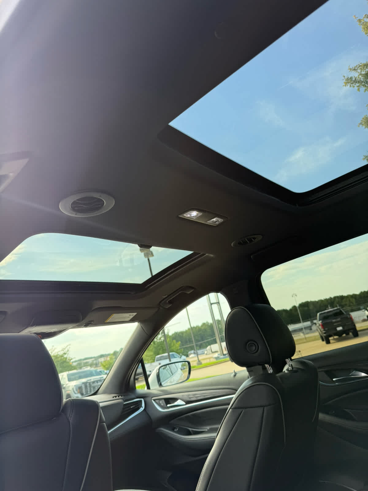 2022 Buick Enclave Avenir