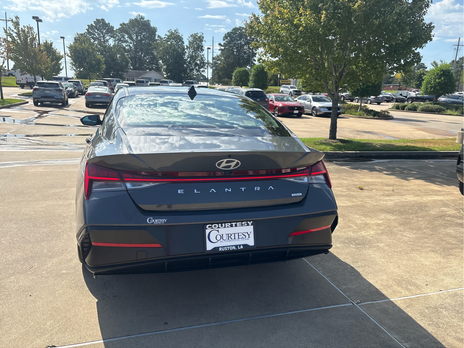 2025 Hyundai Elantra Hybrid Limited