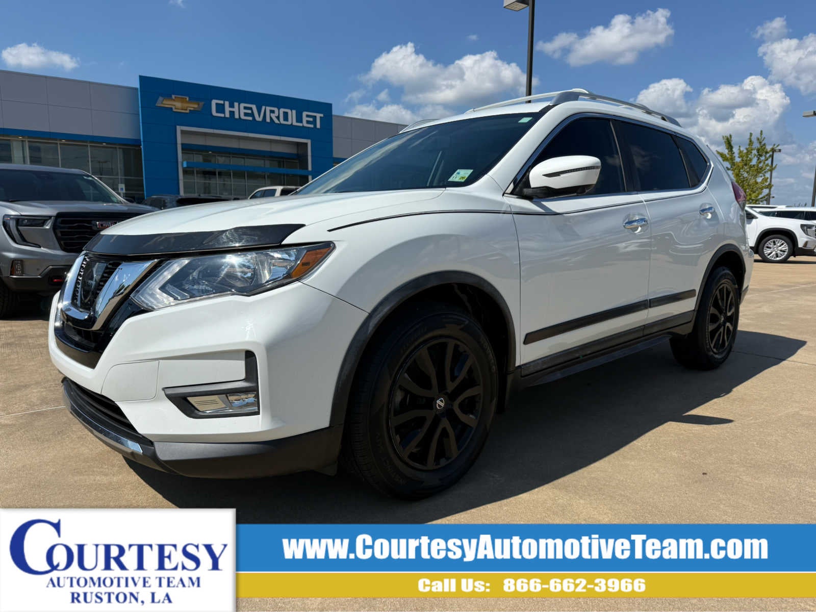 2017 Nissan Rogue SV