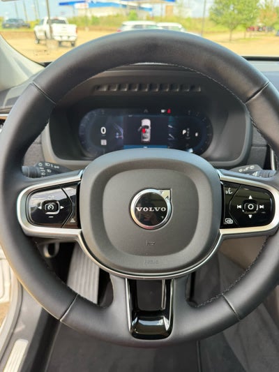 2025 Volvo XC90 Plus
